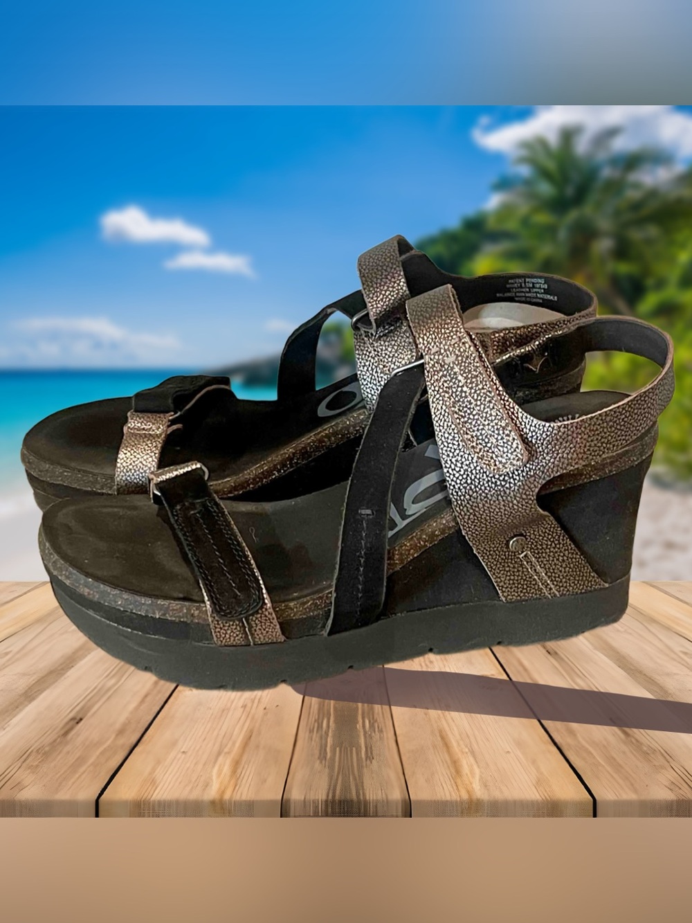 OTBT Wavy Platform Sandal Metallic and Black size 9.5